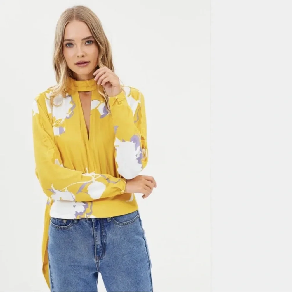 Free People Say You Love Me Yellow Floral Side Tie Blouse Sz M - Picture 4 of 12
